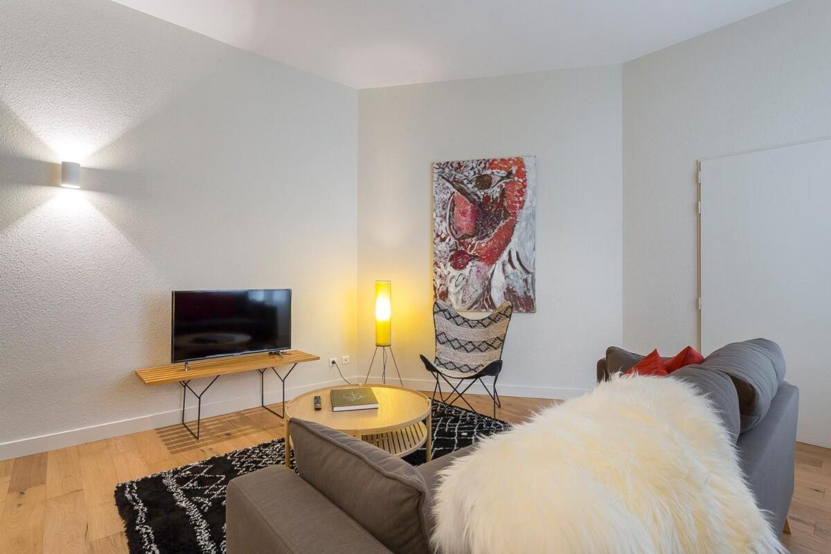 Arbre Sec - T2 - Meuble Tres Calme Apartment Lyon Exterior photo